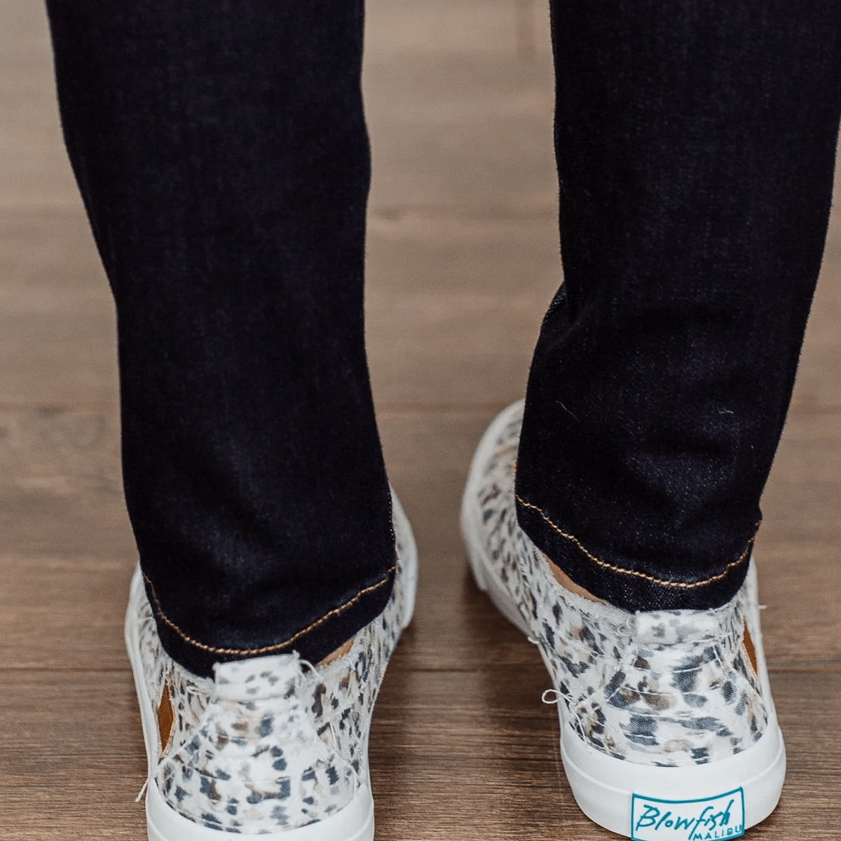 Blowfish Malibu Play Off White Rainforest Leopard 6.5 M 193529136692 Shoe Deals Outlet