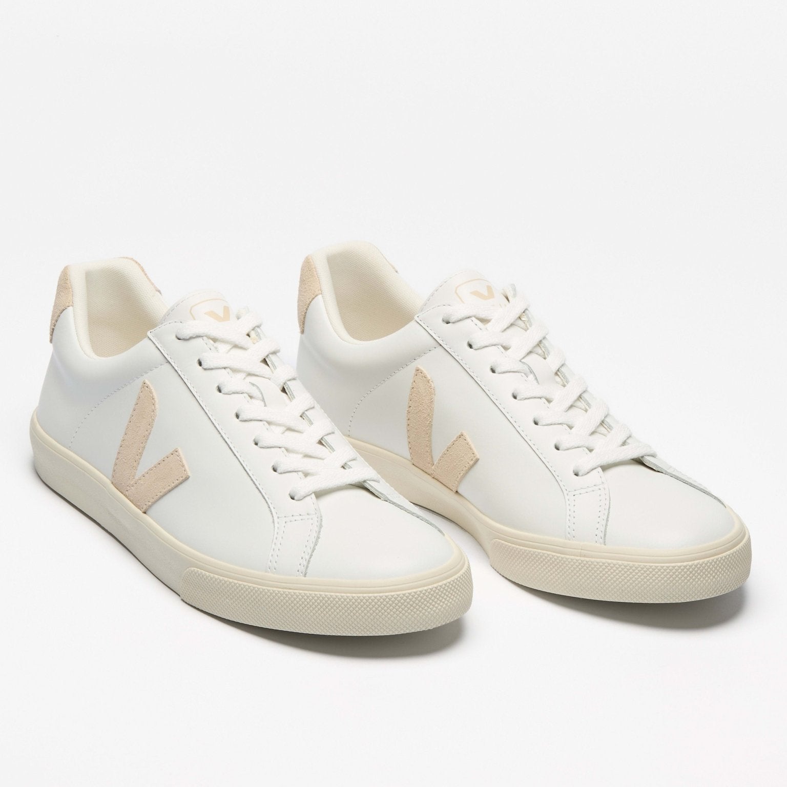 VEJA Esplar Logo - Women's Extra White/Sable Shoe Deals Outlet