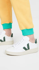 Veja V-12 Leather - Women