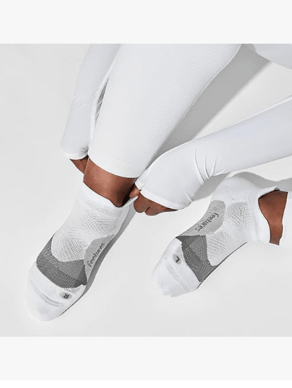 Feetures Elite Light Cushion No Show Tab White XL 840557156665 Shoe Deals Outlet