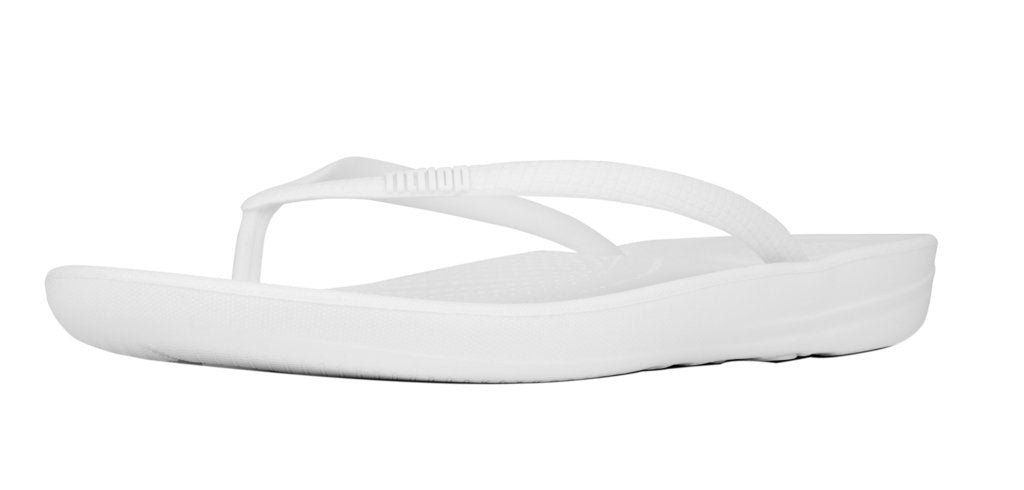 FitFlop IQushion Ergonomic Flip - Flops - Women's Urban White Shoe Deals Outlet