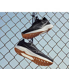 Saucony Kinvara 13 Running Shoe - Men's Black/Gum Shoe Deals Outlet