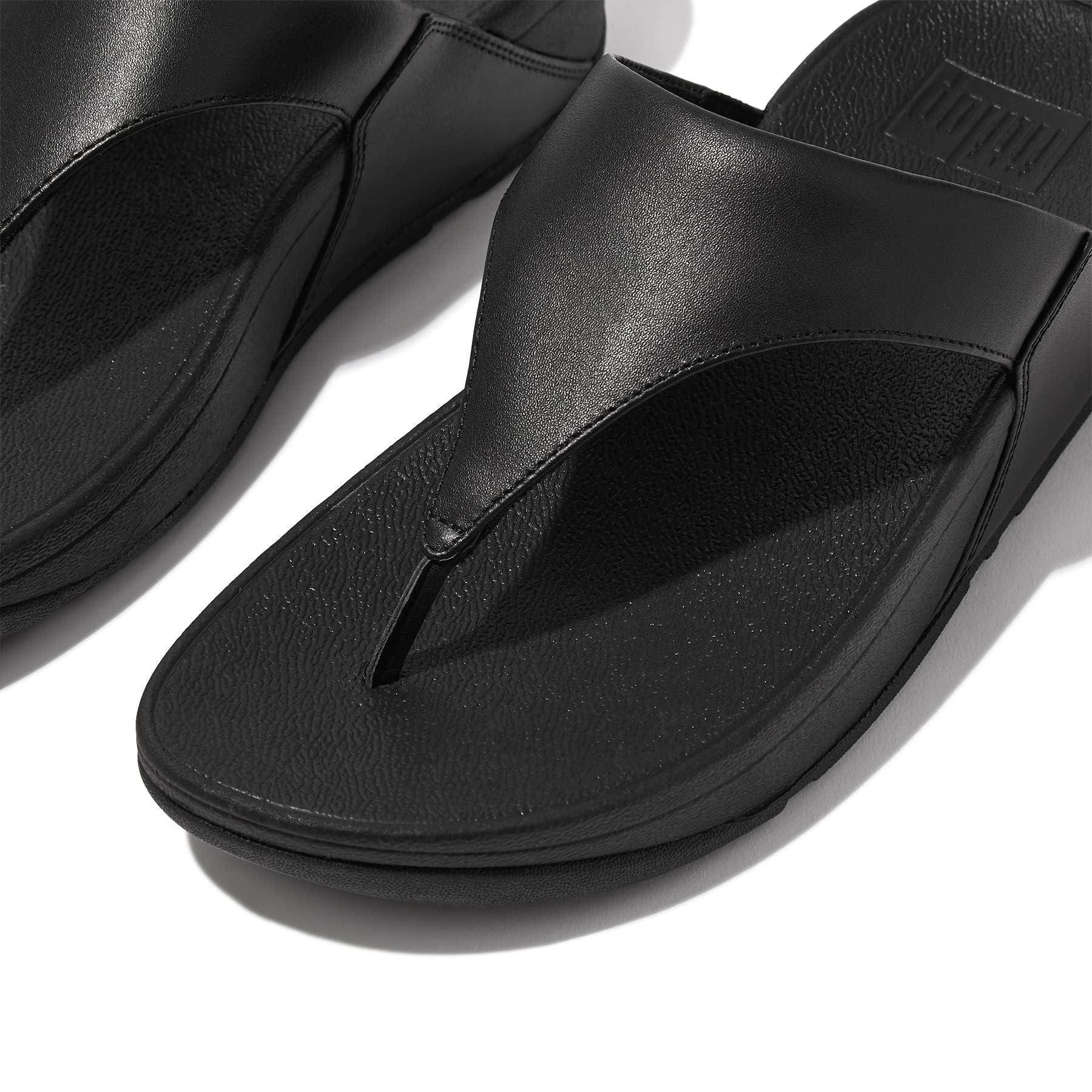 FitFlop Lulu Leather Toe - Post Sandals - Women's Black 2 Shoe Deals Outlet