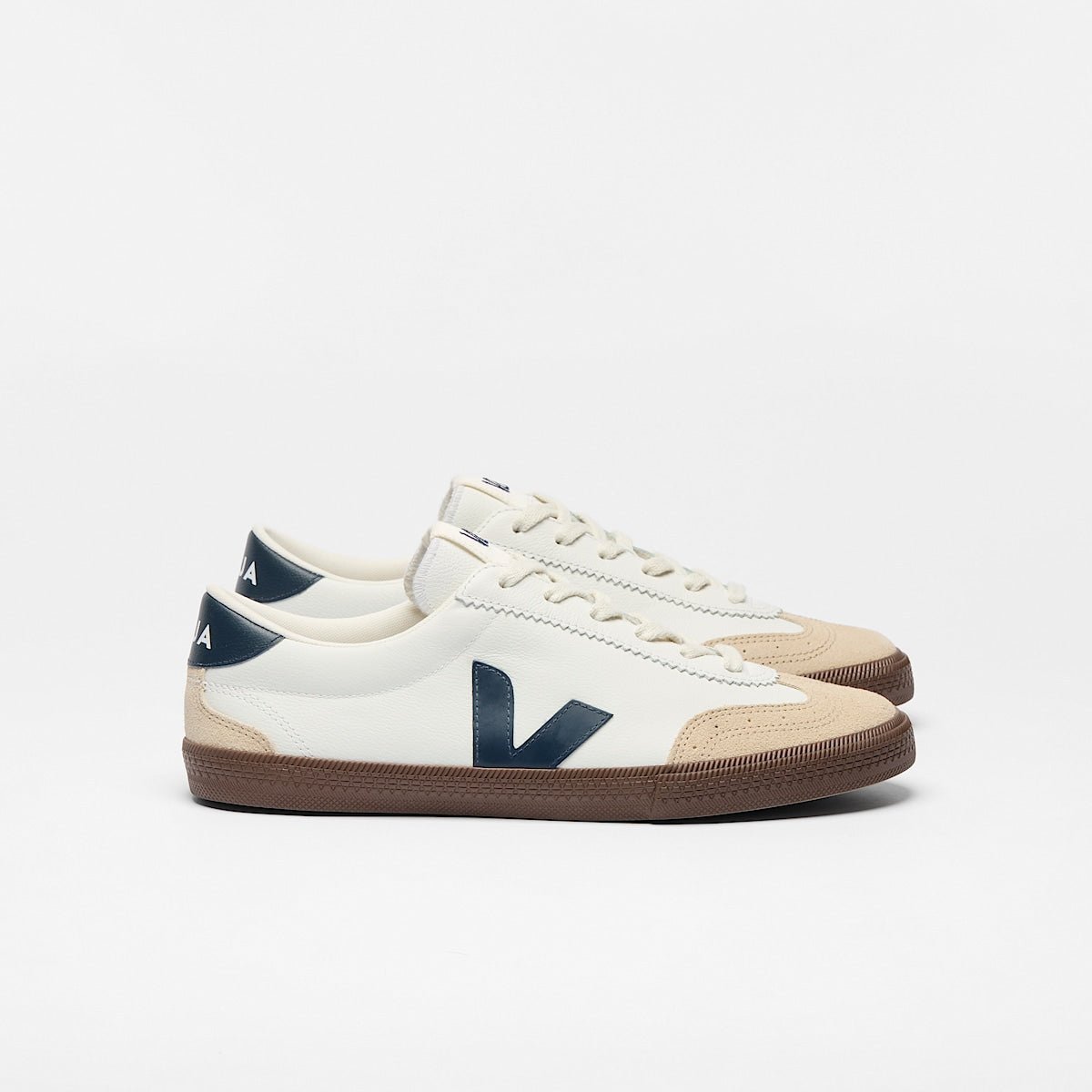 VEJA VOLLEY LEATHER - Women's White / Nautico / Bark Shoe Deals Outlet